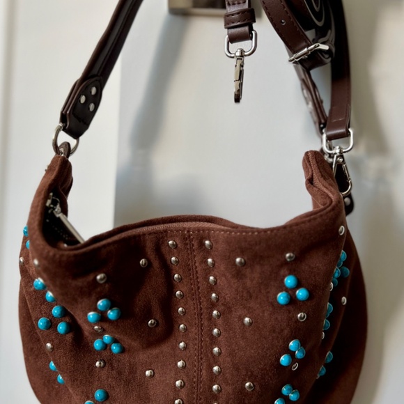Brown Suede Studded Boho Shoulder Bag - NEW - Picture 2 of 4